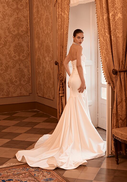 Soft flow by Ricca Sposa Atelier Blanche 25-008(3) Mermaid and Trumpet Wedding Dress - 4