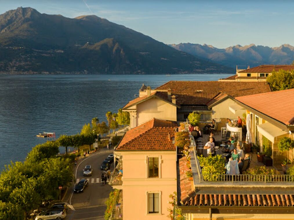 Picture of Hotel du Lac