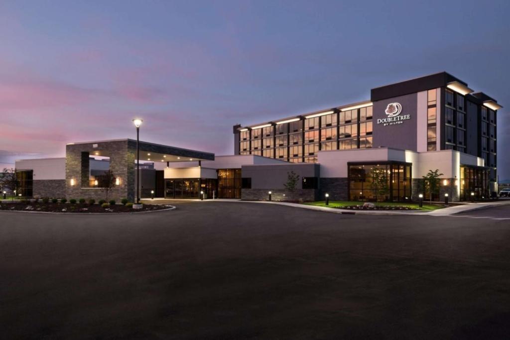 Picture of DoubleTree by Hilton Lafayette East