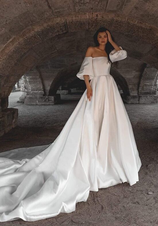 Olivia Bottega Mikado Wedding Dress Rosana with Detachable Train Ball Gown Wedding Dress - 1