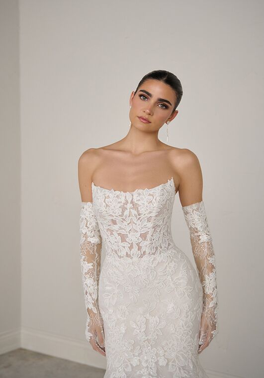 Justin Alexander Signature Aureline Mermaid and Trumpet Wedding Dress - 6