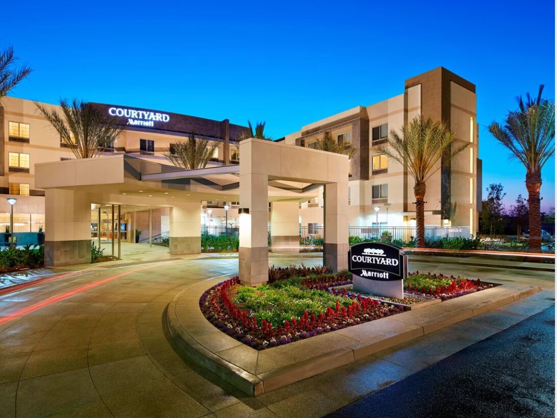 Picture of Courtyard by Marriott Long Beach Airport