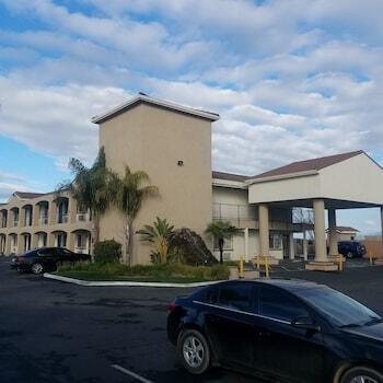 Picture of SureStay Hotel by Best Western Hollister