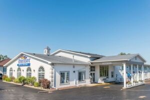 Picture of Baymont by Wyndham Osage Beach