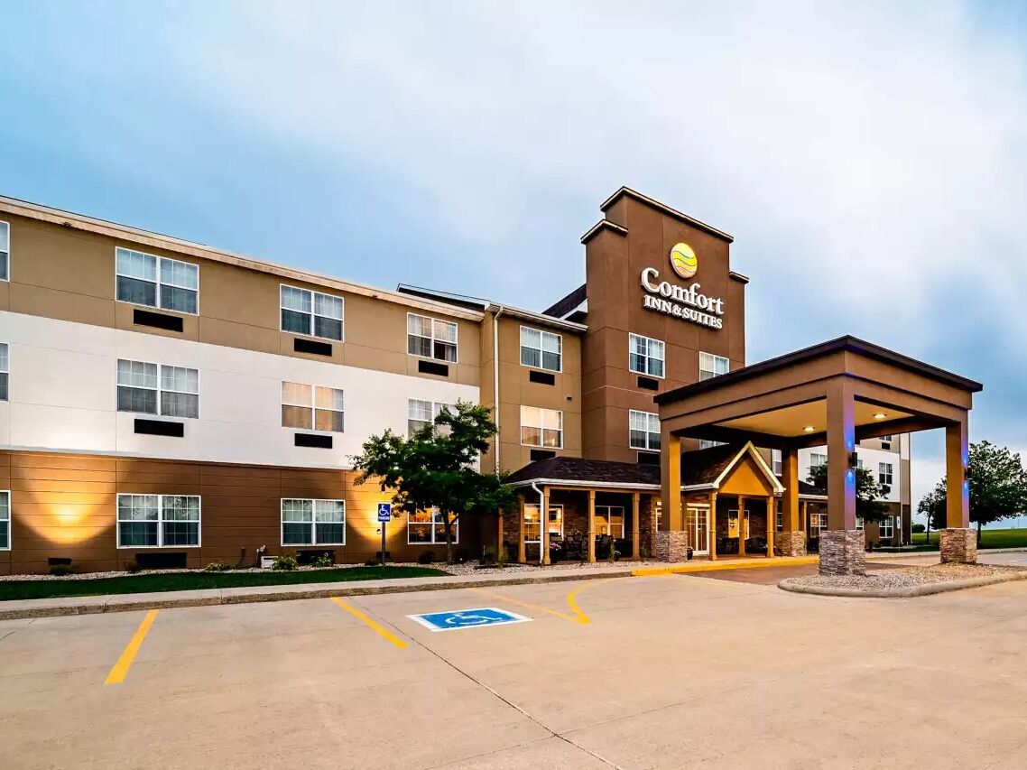 Picture of Comfort Inn & Suites Independence