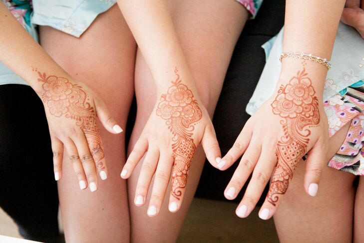 Floral Bridesmaid Mehndi
