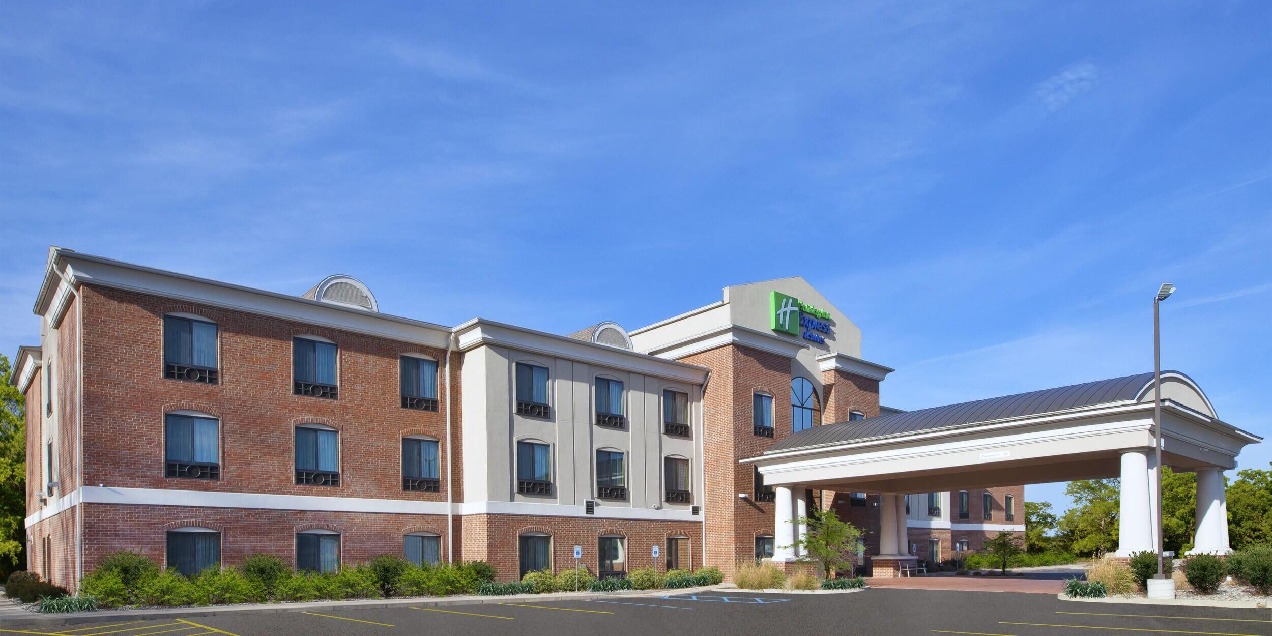 Picture of Holiday Inn Express & Suites Niles, an IHG Hotel
