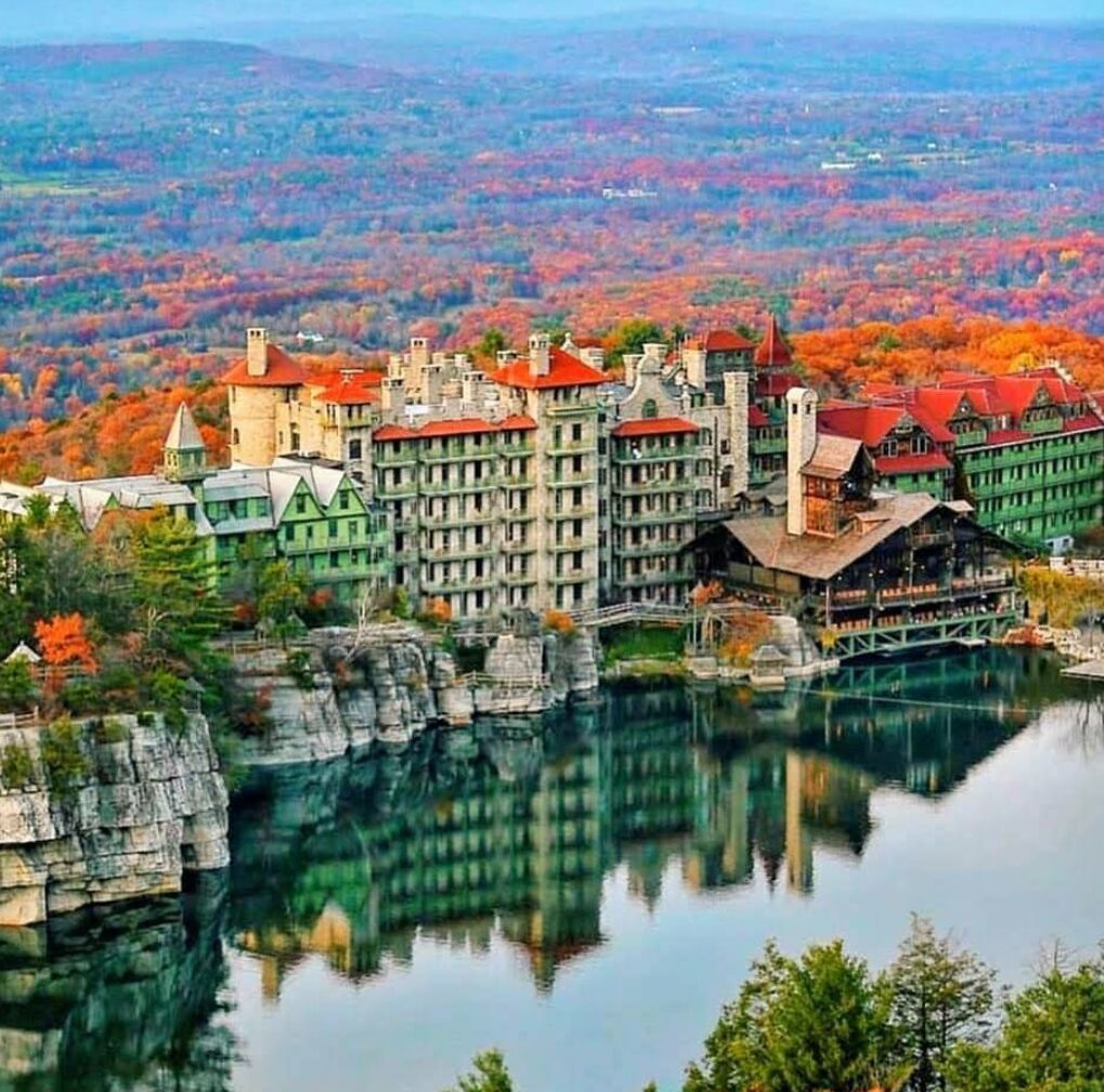 Picture of Mohonk Mountain House