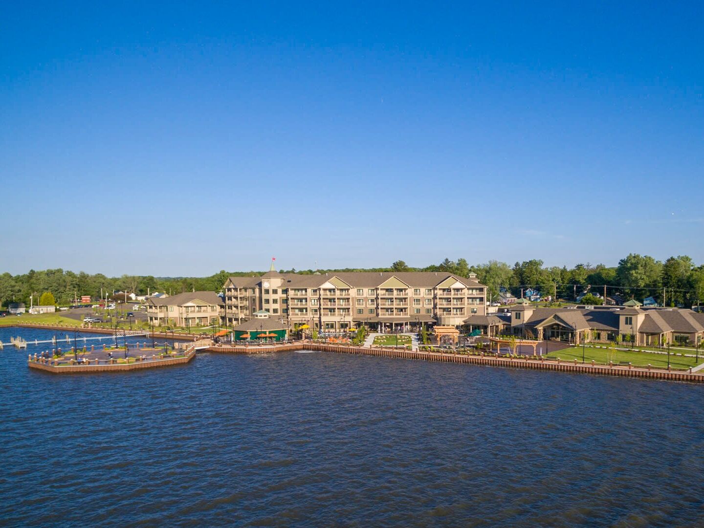 Picture of Chautauqua Harbor Hotel