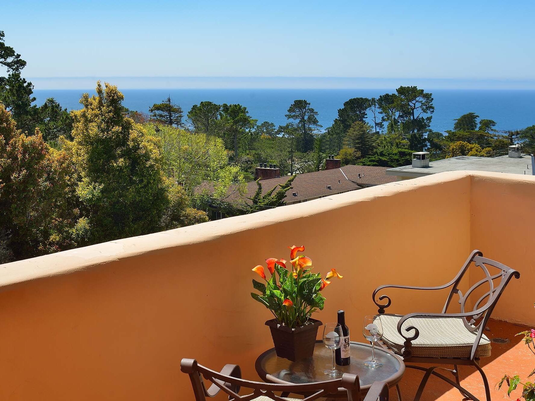 Picture of Horizon Inn & Ocean View Lodge
