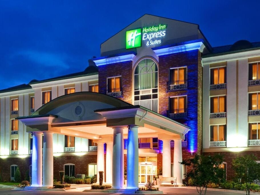 Picture of Holiday Inn Express & Suites Millington