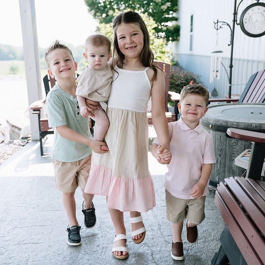 Elliot, Emric, Emitt, and Ellis Barry
