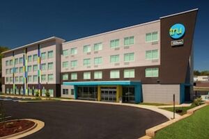 Picture of Tru by Hilton Farmville