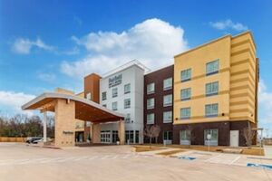 Picture of Fairfield Inn & Suites by Marriott Gainesville I 35