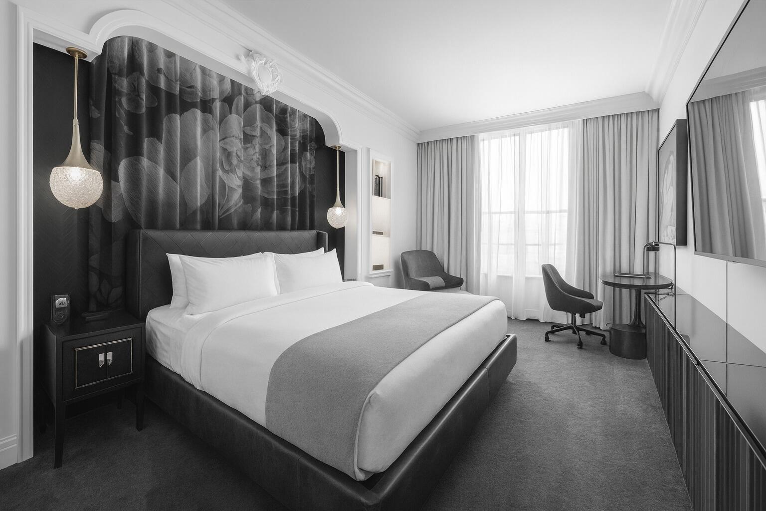 Picture of Daxton Hotel Birmingham, Curio Collection by Hilton