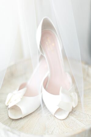 Elegant Bow-Embellished Shoes
