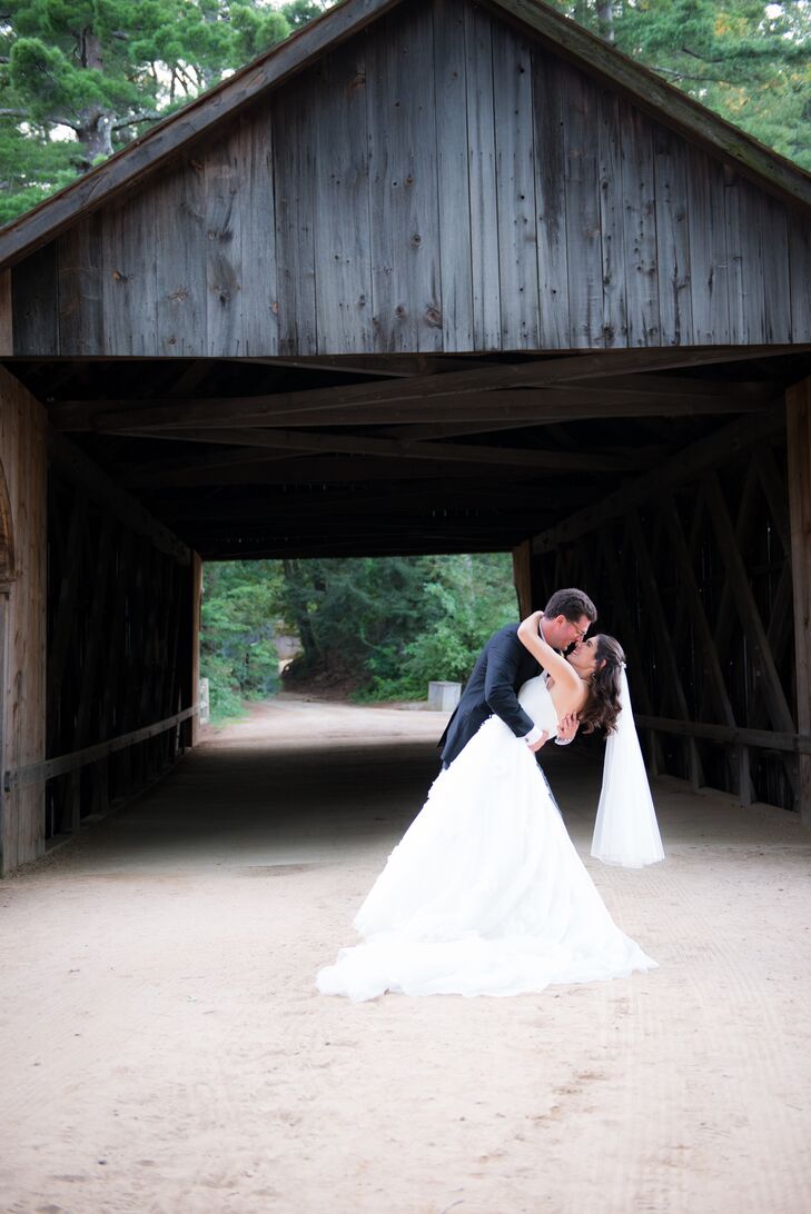 Kristin Small (31 and a public interest lawyer) and Jon Holz (32 and a professor) met through a mutual friend in 2008. Five years later, Jon proposed 