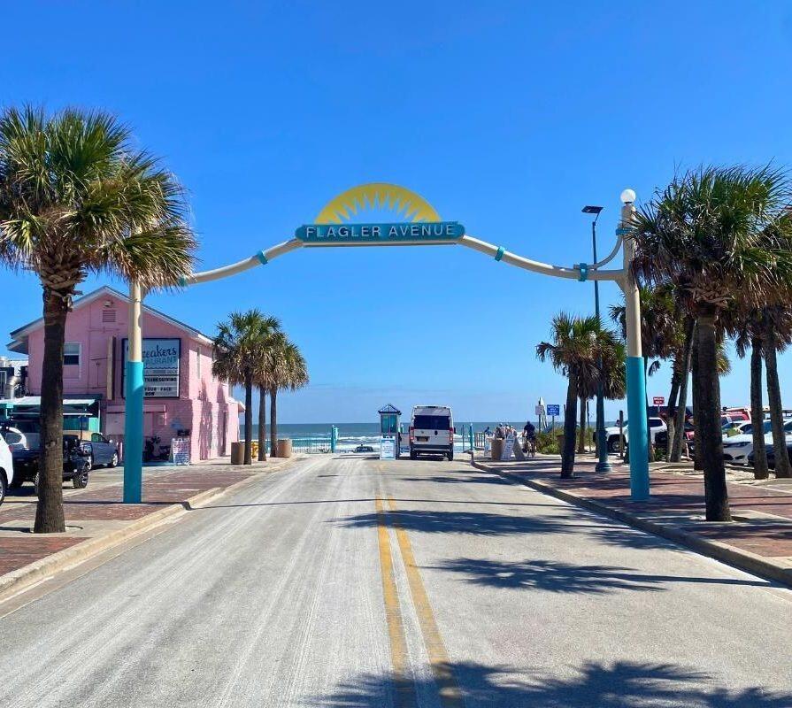 Picture of Flagler Avenue 