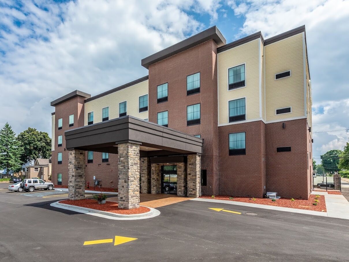 Picture of Cobblestone Hotel & Suites - Hartford