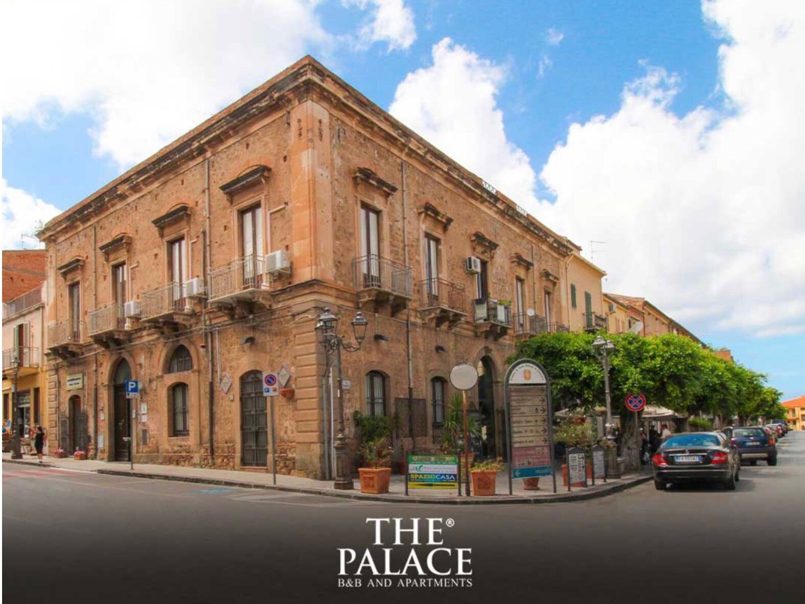 Picture of B&B THE PALACE - Luxury Rooms