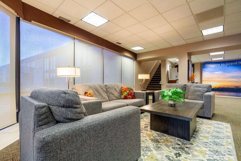 Picture of Suburban Studios I-80 Grand Island