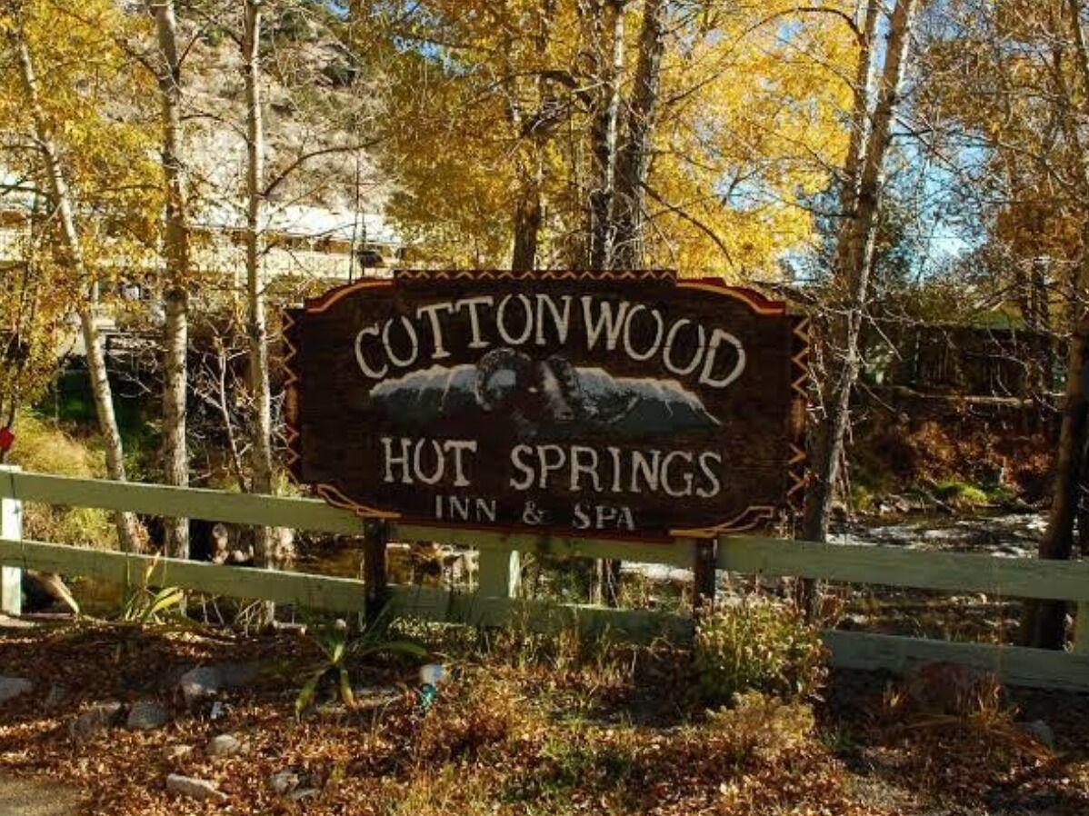 Picture of Cottonwood Hot Springs Inn & Spa