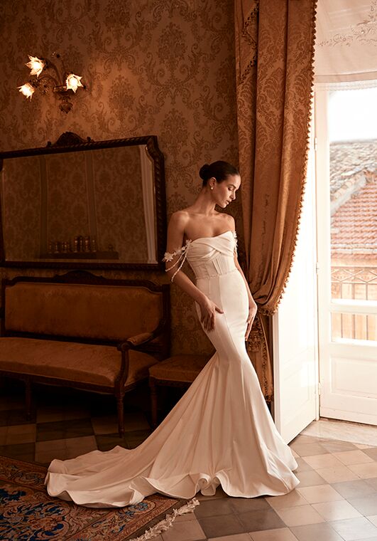 Soft flow by Ricca Sposa Atelier Isolde 25-007(3) Mermaid and Trumpet Wedding Dress - 4