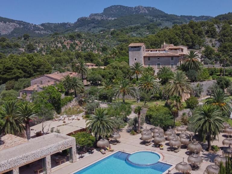 Picture of Hotel Es Port 