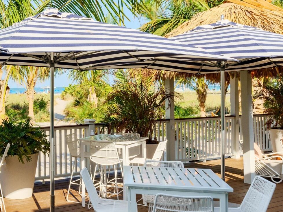Picture of Coconut Charlie's Beach Bar & Grill