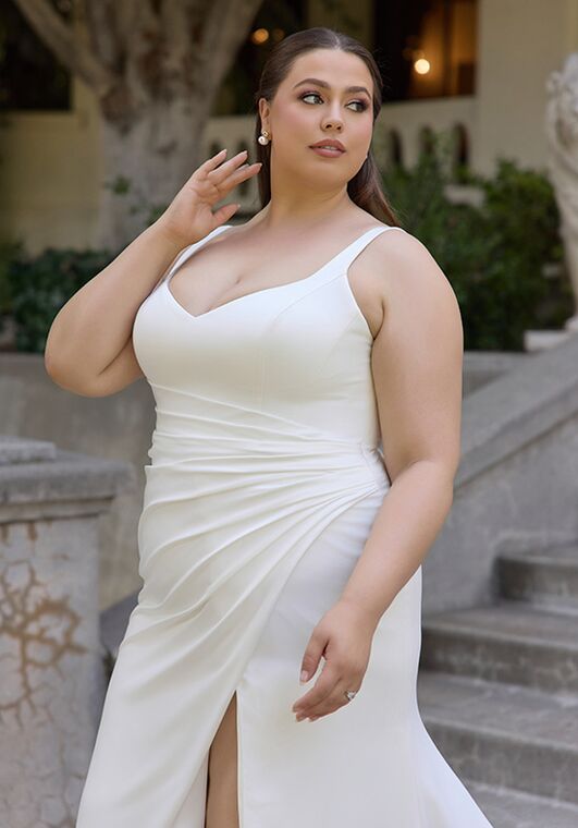 Essense of Australia D4439+ Column Wedding Dress - 5