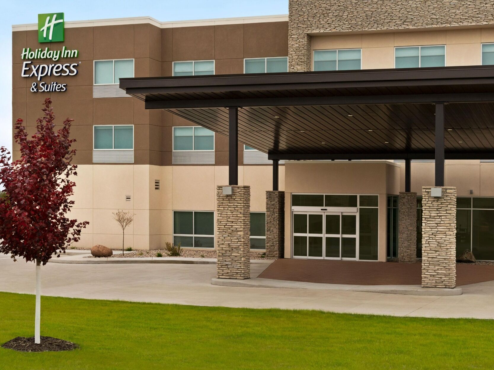 Picture of Holiday Inn Express & Suites Beaver Dam, an IHG Hotel
