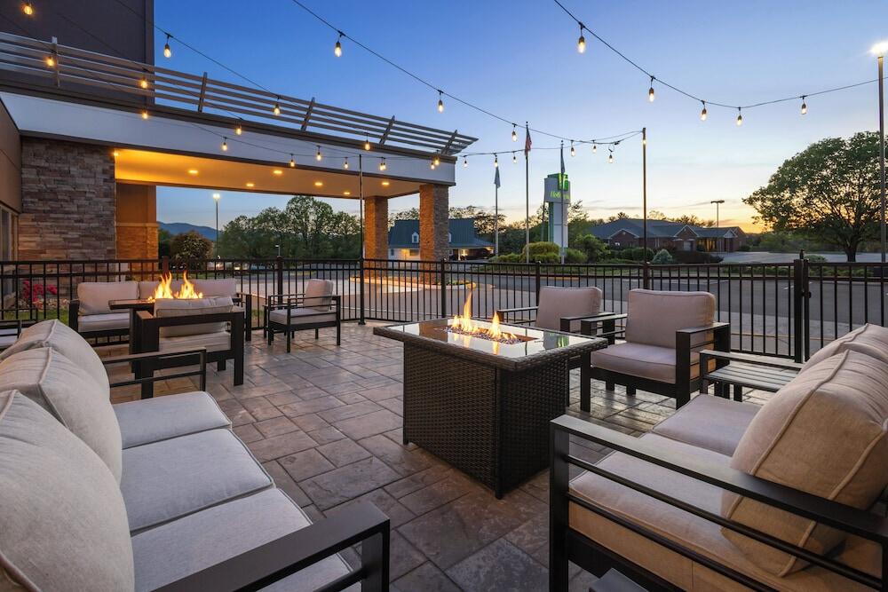 Picture of Holiday Inn Roanoke-Tanglewood-Rt 419&i581 by IHG