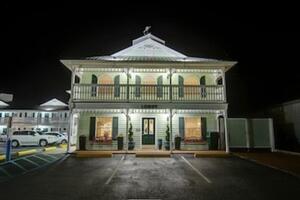Picture of Key West Inn Fairhope Al