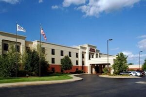 Picture of Hampton Inn & Suites Kalamazoo Oshtemo