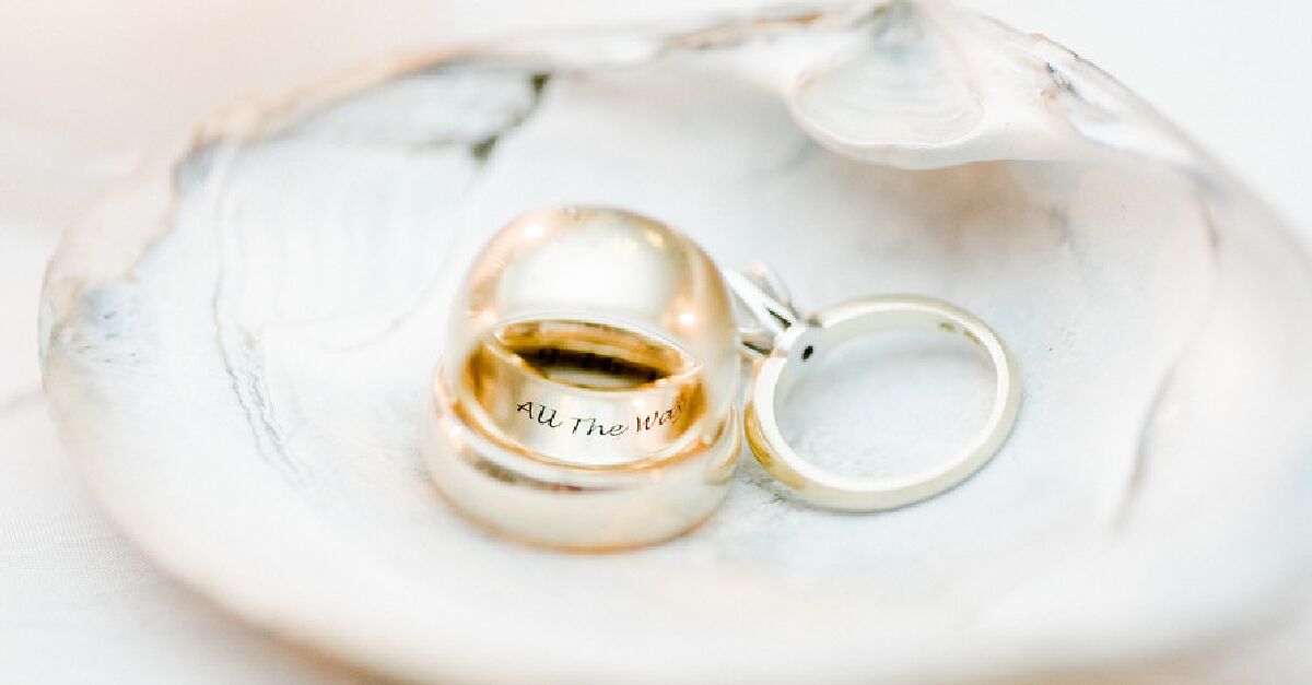 The Top Wedding and Engagement Ring Engraving Ideas & Tips