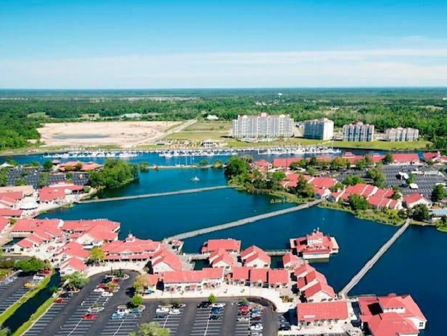 Picture of Barefoot Landing