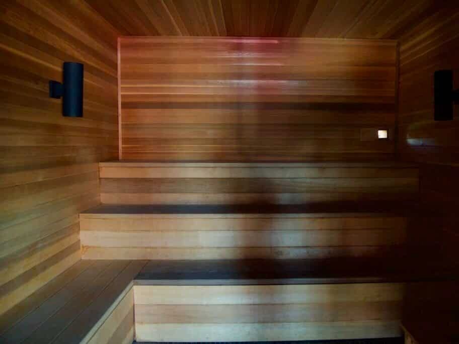 Picture of Sauna & Polar Plunge