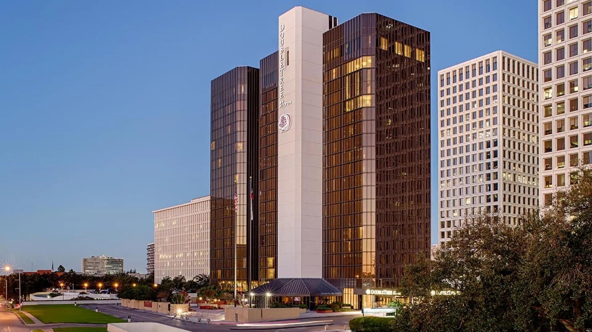 Picture of DoubleTree by Hilton Hotel Houston - Greenway Plaza