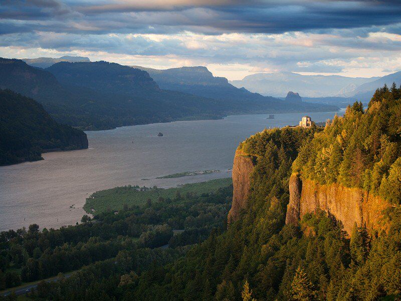Picture of Crown Point State Scenic Corridor