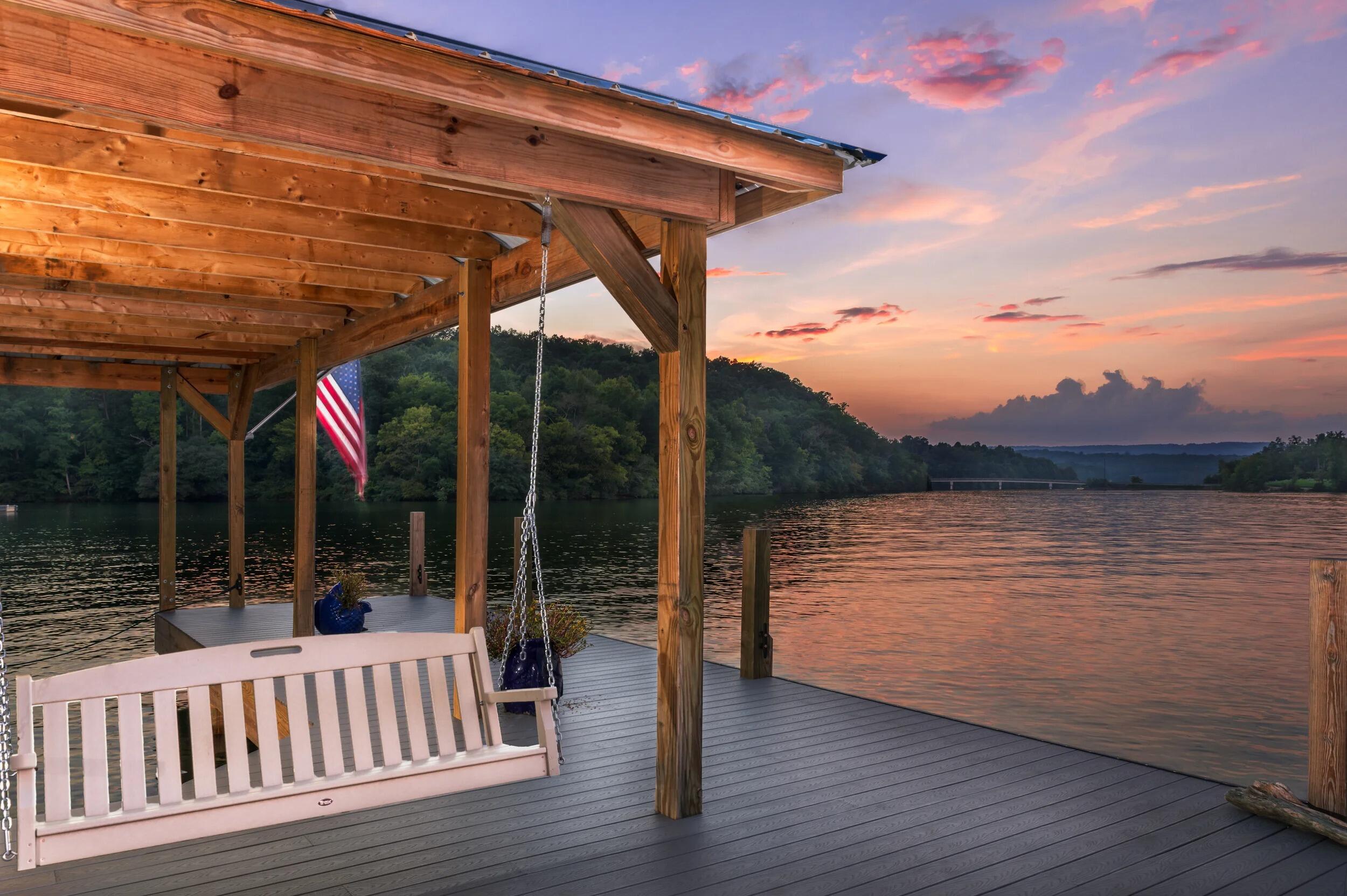Picture of Riverside Bed and Breakfast