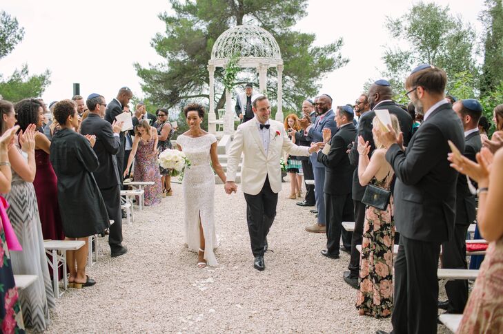 For their wedding, self-proclaimed Francophiles Erin Dawkins and Matthew Aaronson planned an elegant summer soiree in the French town of Grasse, tucke