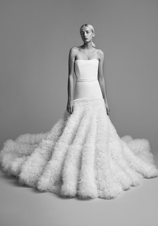 Viktor&Rolf Mariage CRYSTALLISED TULLE FUR GOWN Ball Gown Wedding Dress - 1