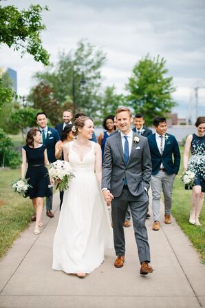 Wedding Party at Pier B Resort in Duluth, Minnesota