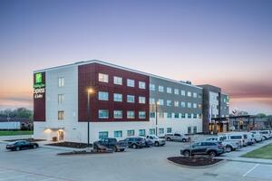 Picture of Holiday Inn Express & Suites Springfield North