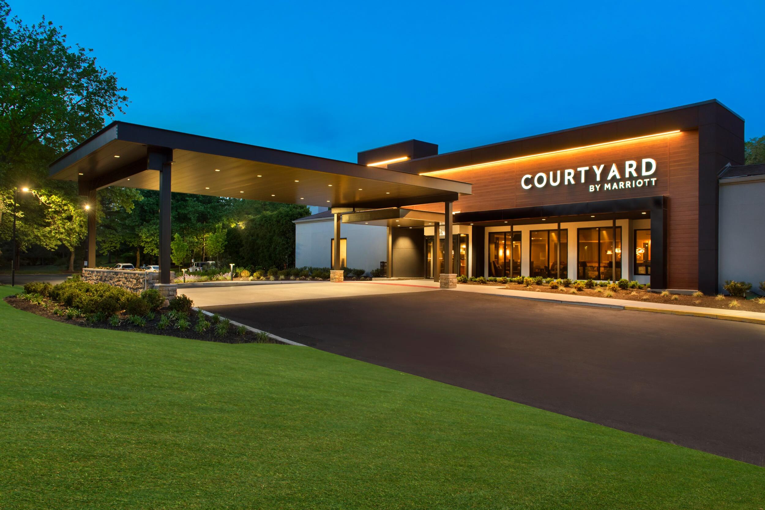 Picture of Courtyard Lincroft Red Bank