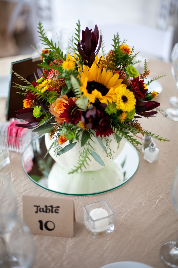 Autumn-Inspired Floral Centerpice