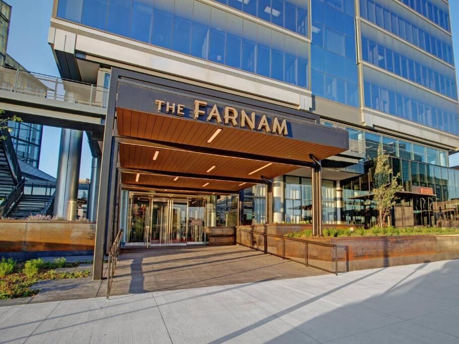 Picture of The Farnam, Autograph Collection