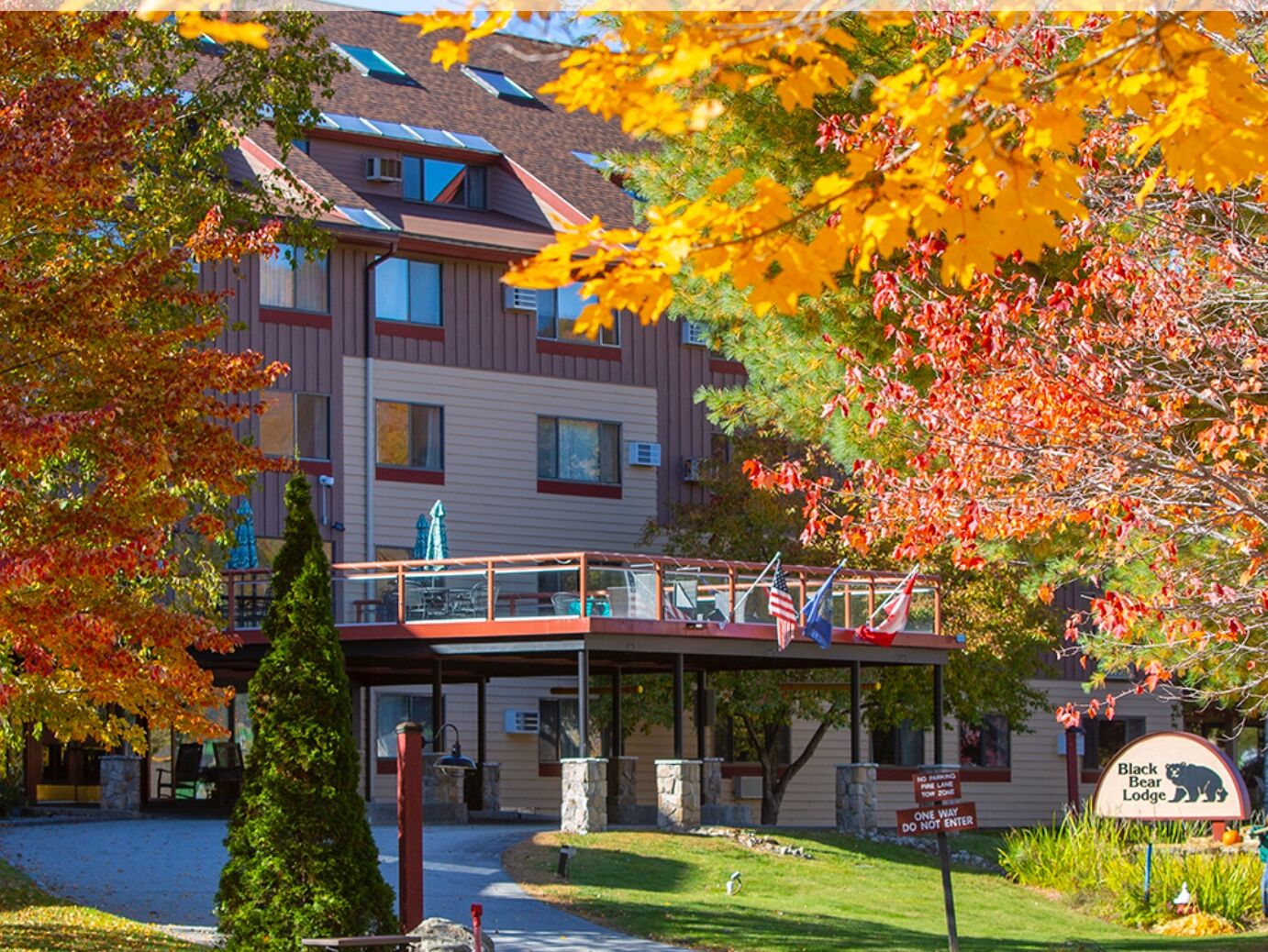 Picture of Black Bear Lodge - Waterville Valley, NH, White Mountains, NH