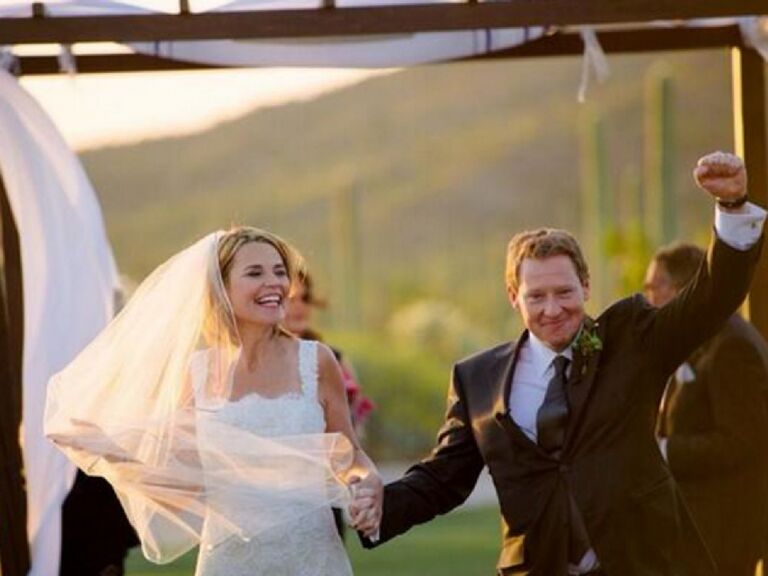 Savannah Guthrie's wedding dress