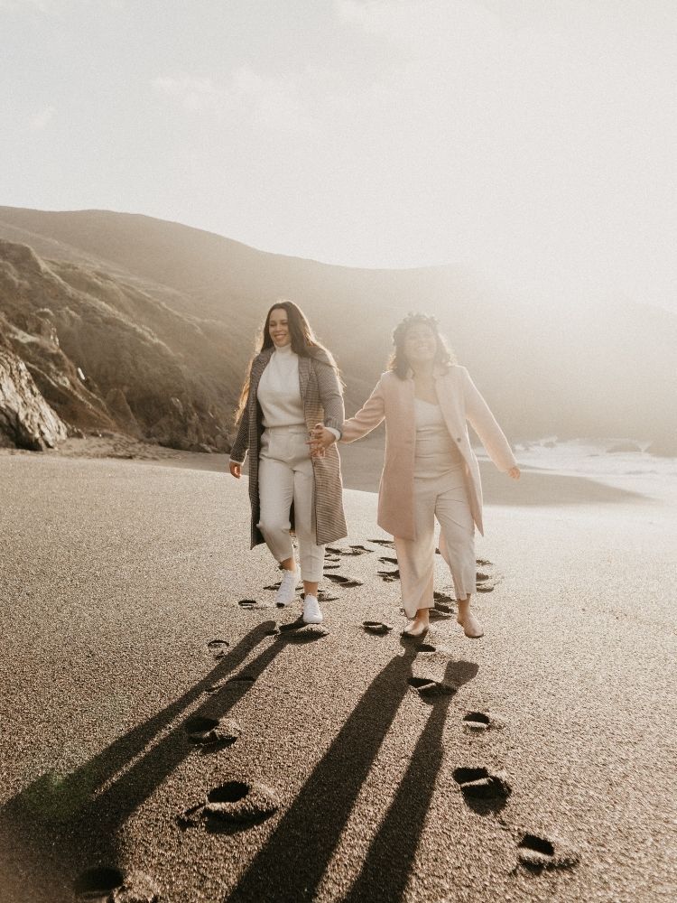 wedding engagement photo on beach